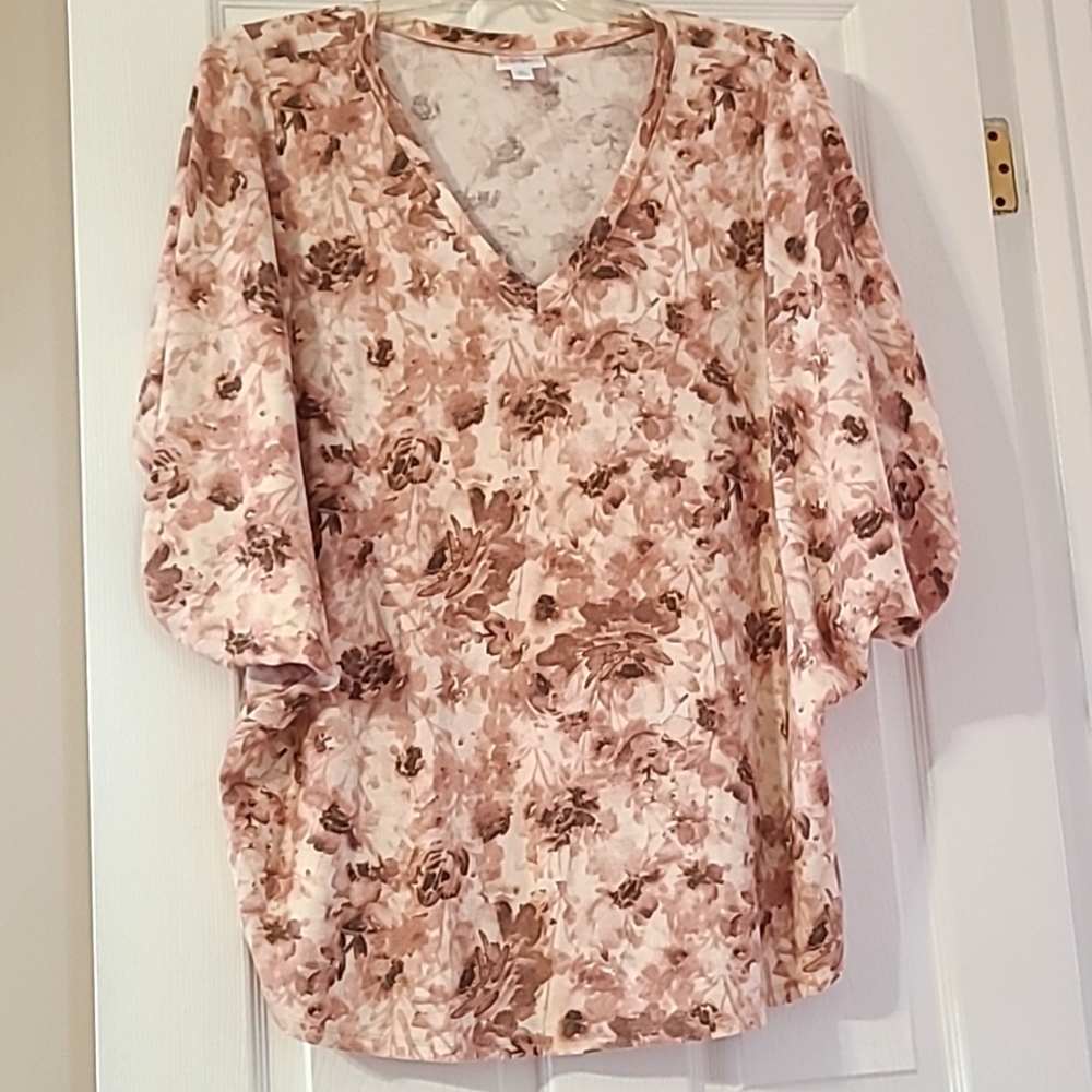 LuLaRoe Renee Shirt XL